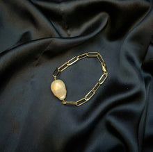 Ladda upp bild till gallerivisning, BIG BAROQUE BRACELET