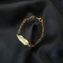 Ladda upp bild till gallerivisning, SIDE BAR BRACELET