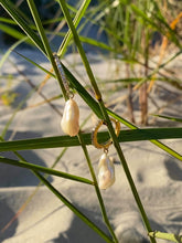 Ladda upp bild till gallerivisning, GLOWING COIN HOOPS