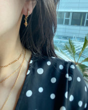 Ladda upp bild till gallerivisning, CZ STAR HOOPS