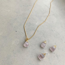 Ladda upp bild till gallerivisning, ROSE QUARTZ GEM NECKLACE