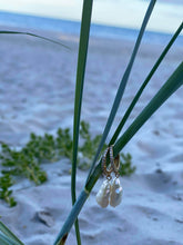 Ladda upp bild till gallerivisning, GLOWING COIN HOOPS