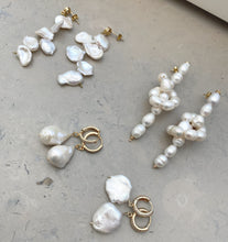 Ladda upp bild till gallerivisning, BLINGING BAROQUE EARRINGS