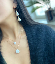 Ladda upp bild till gallerivisning, DOUBLE UP PEARL EARRINGS - Sample Sale