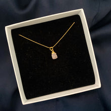 Ladda upp bild till gallerivisning, ROSE QUARTZ GEM NECKLACE