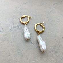 Ladda upp bild till gallerivisning, Valbara Pärlberlocker Örhänge (Pearls 2 Match)