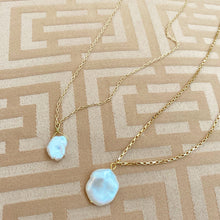 Ladda upp bild till gallerivisning, PEARL COIN NECKLACE