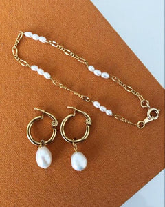 CLASSIC PEARL HOOPS