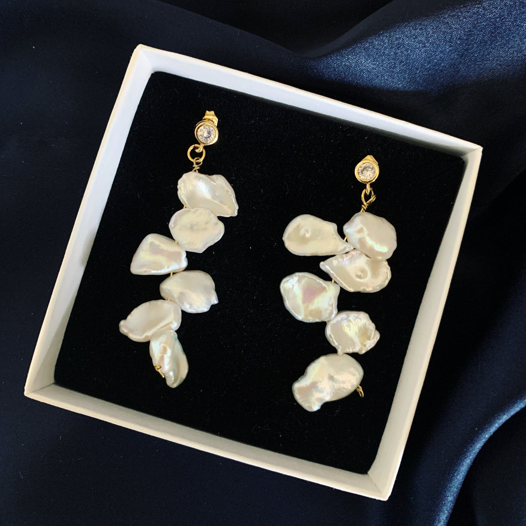 KESHI PEARL EARRINGS