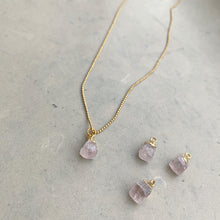 Ladda upp bild till gallerivisning, ROSE QUARTZ GEM NECKLACE
