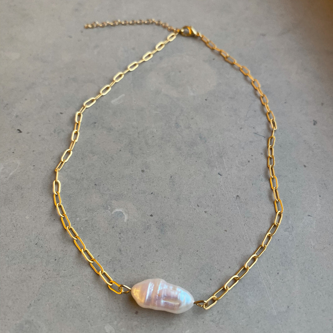 SIDE BAR NECKLACE - Sample Sale