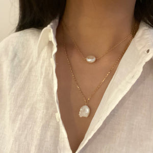 SIDE PEARL NECKLACE - Sample Sale