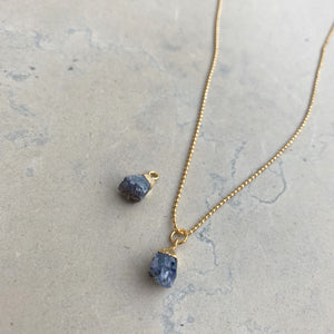 IOLITE GEM NECKLACE